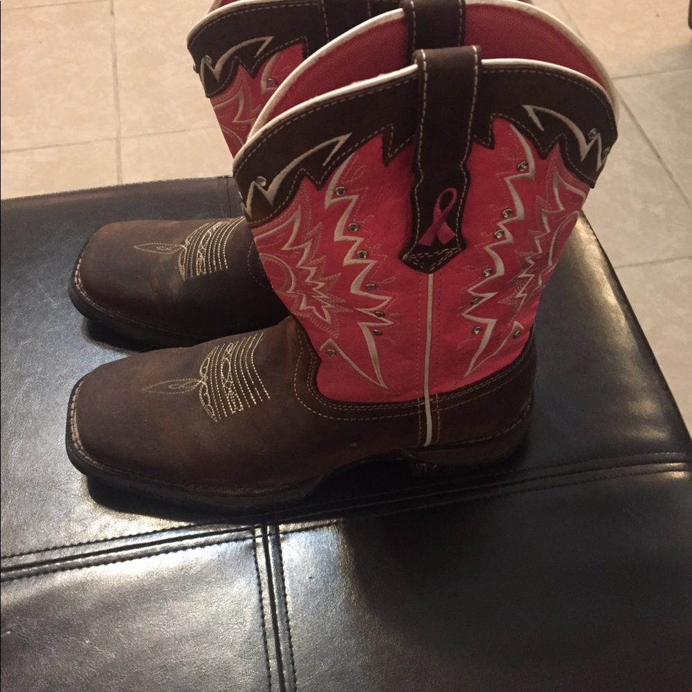 Women boots size 7m